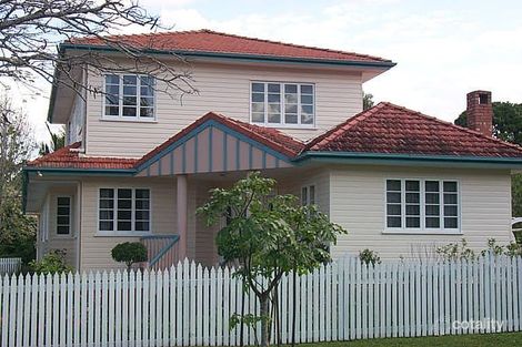 42 Bank Rd, Graceville, QLD 4075