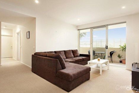 Property photo of 10/45-46 Marine Parade St Kilda VIC 3182
