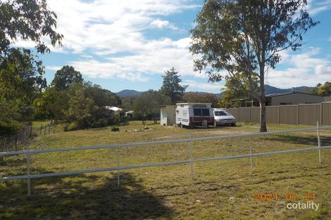 30 Hunter St, Mount Perry, QLD 4671