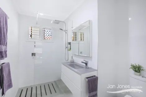 Property photo of 1/13 Trafalgar Drive Kippa-Ring QLD 4021