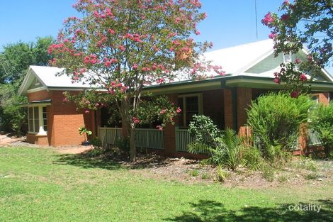 25 Roberts St, Narrandera, NSW 2700
