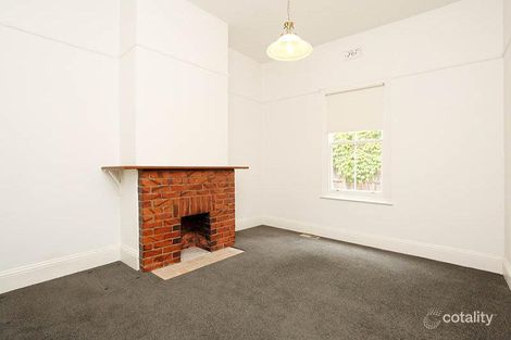 Property photo of 32 Oxley Road Hawthorn VIC 3122