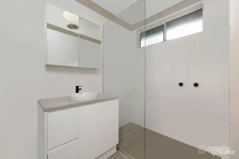 Property photo of 3 Deborah Street Kelso QLD 4815