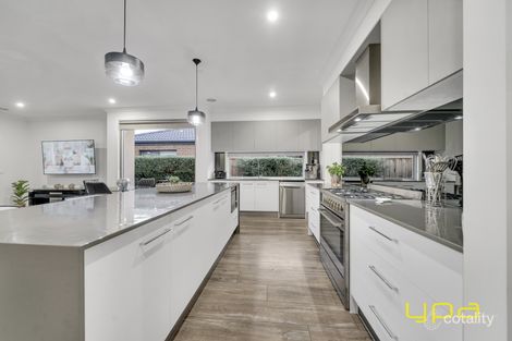 Property photo of 16 Seachange Parade Lyndhurst VIC 3975