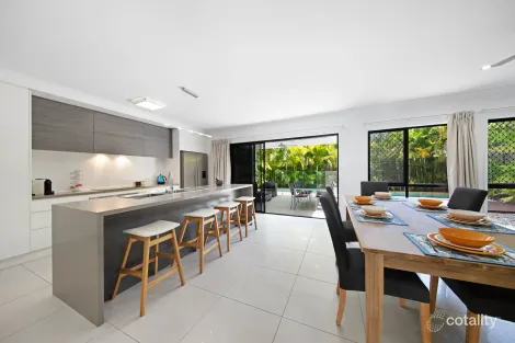 Property photo of 7 Lago Crescent Mount Sheridan QLD 4868