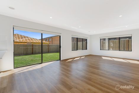 Property photo of 12 Whinstone Avenue Clyde VIC 3978