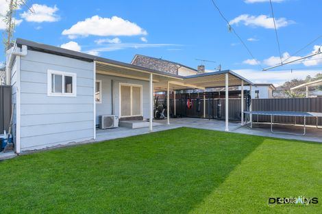 Property photo of 8 Bradshaw Avenue Moorebank NSW 2170