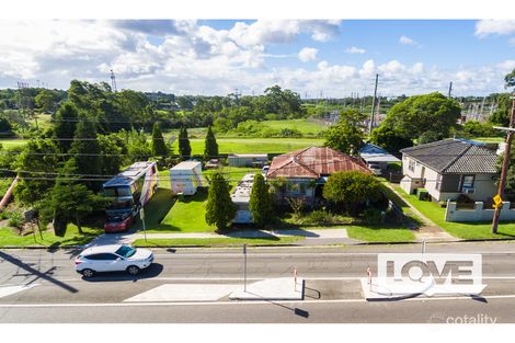 Property photo of 42 Queen Street Waratah West NSW 2298