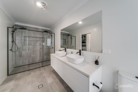 Property photo of 11 Alfred Place Thirlmere NSW 2572