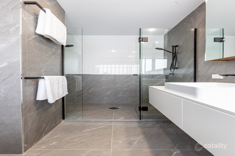 Property photo of 31 Brown Parade Ashgrove QLD 4060