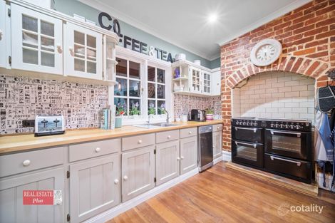 Property photo of 275 Viveash Road Swan View WA 6056