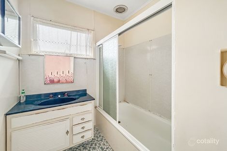 Property photo of 34 James Street Blackbutt QLD 4314