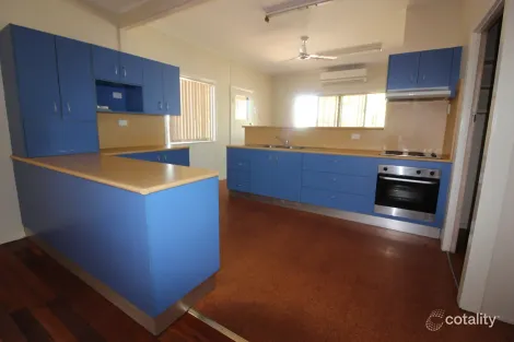 19 Brigalow St, Parkside, QLD 4825