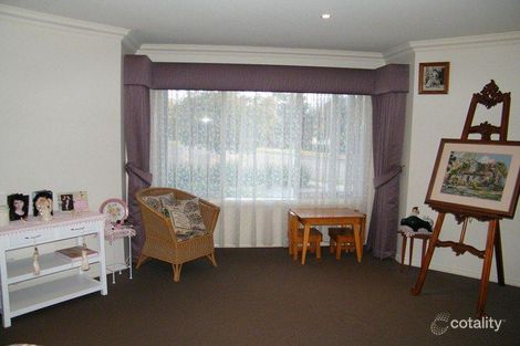 Property photo of 1/26 Railway Avenue Garfield VIC 3814