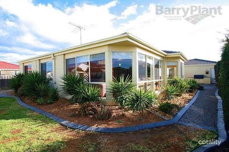 Property photo of 21 Anglers Court Seabrook VIC 3028