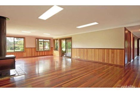 Property photo of 20 Elvin Drive Bomaderry NSW 2541