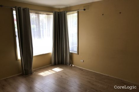 Property photo of 1/19 Redfern Crescent Eumemmerring VIC 3177