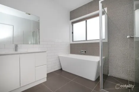 Property photo of 4A Wilmot Drive Delahey VIC 3037