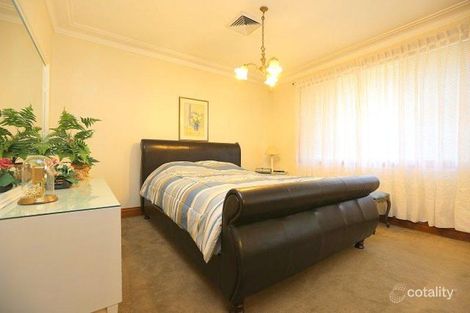 Property photo of 94 Caroline Crescent Georges Hall NSW 2198