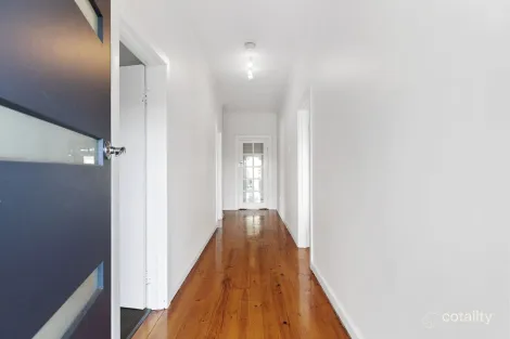 Property photo of 10 Boandik Terrace Mount Gambier SA 5290