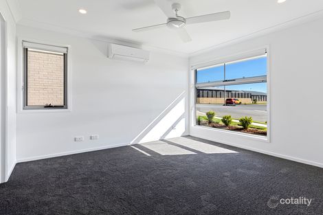 Property photo of 45 Chambers Ridge Boulevard Park Ridge QLD 4125