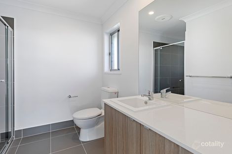 Property photo of 45 Chambers Ridge Boulevard Park Ridge QLD 4125