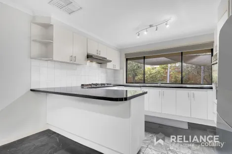Property photo of 43 Flinders Crescent Wyndham Vale VIC 3024