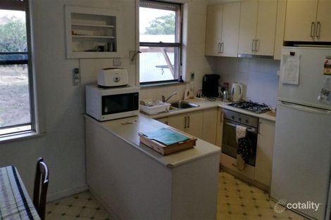 Property photo of 5 Dearborn Parade Corio VIC 3214