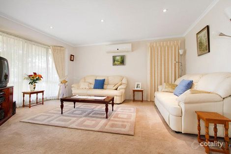 Property photo of 17 Gumnut Court Berwick VIC 3806