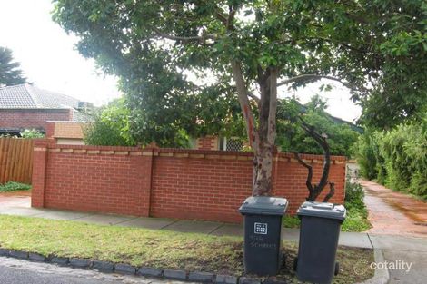 2/24 St Huberts Rd, Carnegie, VIC 3163