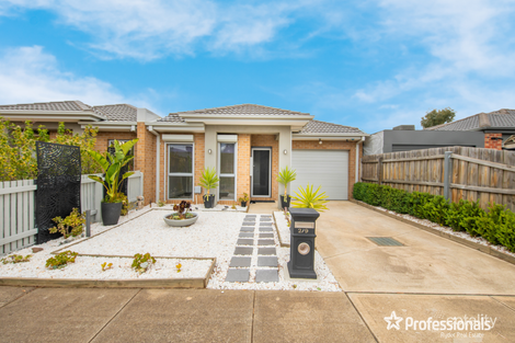 2/9 Cooloongup Cres, Harkness, VIC 3337