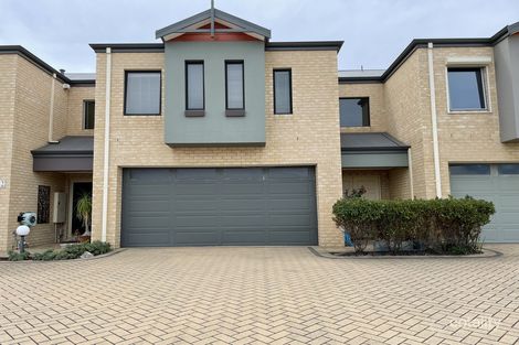 11/6 Valley Rd, Halls Head, WA 6210