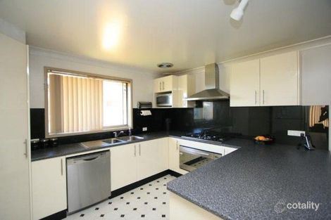 Property photo of 2 Ford Close Rutherford NSW 2320