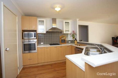 Property photo of 2 Huntington Court Werribee VIC 3030