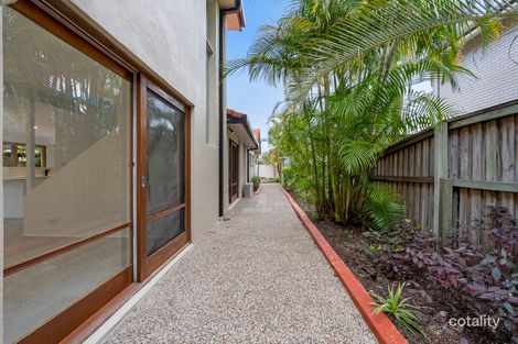 Property photo of 14 Ayrshire Avenue Benowa QLD 4217