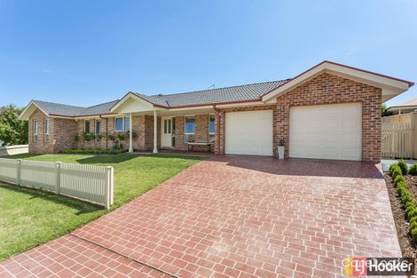 Property photo of 3 Stonehaven Circuit Queanbeyan East NSW 2620