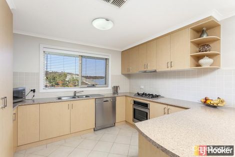 Property photo of 3 Stonehaven Circuit Queanbeyan East NSW 2620