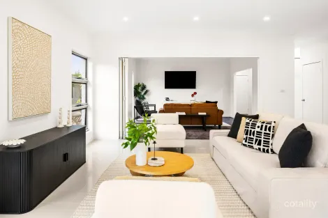 Property photo of 6 Paringa Close Middle Ridge QLD 4350