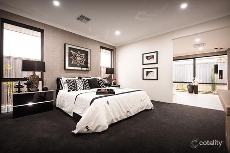 Property photo of 11 Parmelia Avenue Parmelia WA 6167