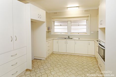 Property photo of 60 Hardy Avenue Wagga Wagga NSW 2650