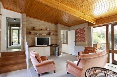 Property photo of 21 Shakespeare Street Spring Gully VIC 3550