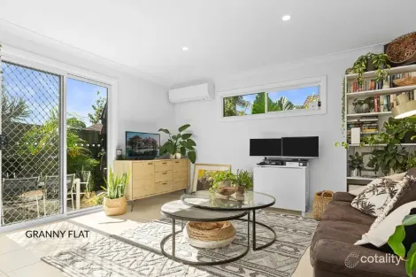 Property photo of 61A Lascelles Road Narraweena NSW 2099
