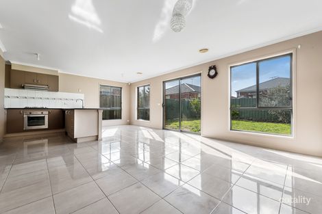 Property photo of 30 Hurlingham Way Craigieburn VIC 3064
