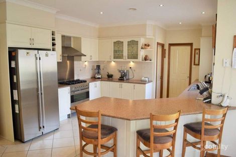 Property photo of 38 Carlyle Avenue Llanarth NSW 2795