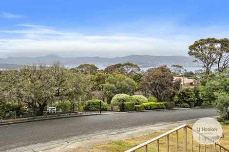 Property photo of 14 Lachlan Drive Mount Nelson TAS 7007