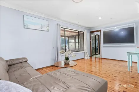 Property photo of 33 Hutchins Crescent Kings Langley NSW 2147