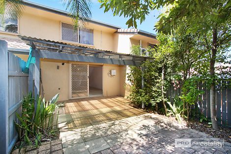 Property photo of 14/63 Olsen Avenue Labrador QLD 4215