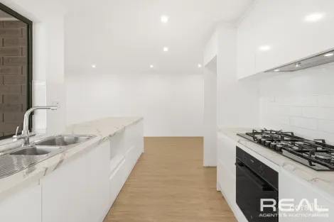 Property photo of 35 Caloundra Drive Paralowie SA 5108