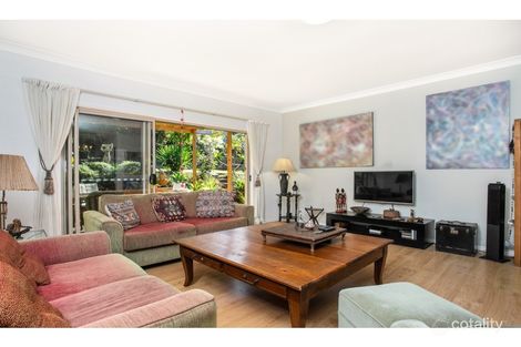 Property photo of 18 Goondooloo Drive Ocean Shores NSW 2483