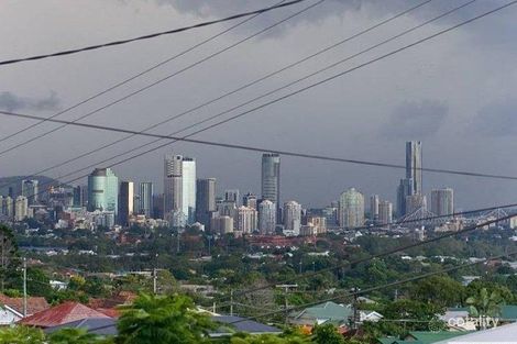 Property photo of 95 Newman Avenue Camp Hill QLD 4152